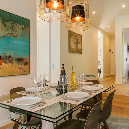 Lejlighed 2bdr With Balcony By Lovelystay Lisboa