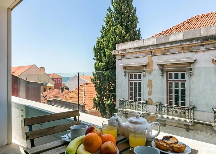 2bdr With Balcony By Lovelystay Lejlighed *